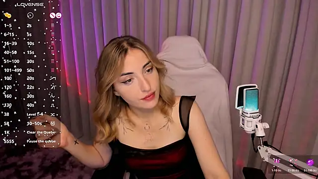 AmyVilvet  online show from 02-14-26, 11:12