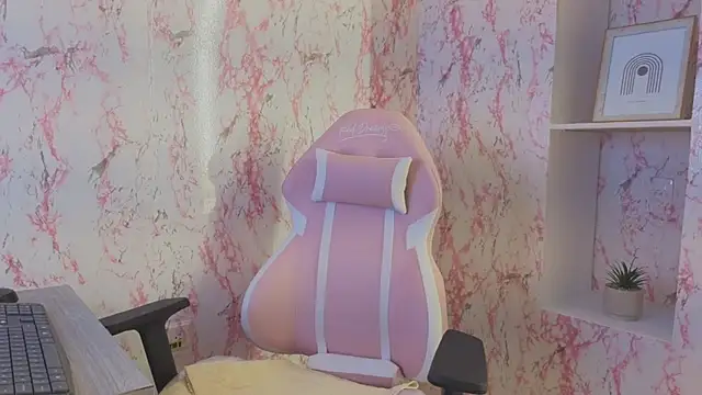 Sharon Curvy online show from 10-17-25, 03:10