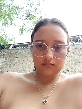 young dairy01 online show from 10-11-25, 12:47