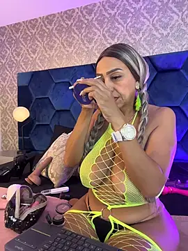 Angelina Roa online show from 05-04-26, 02:13
