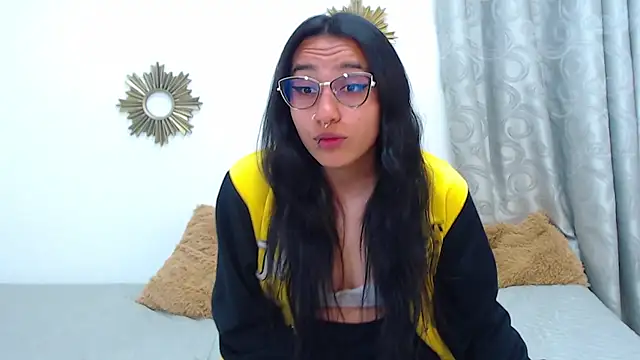 Andrea blazer online show from 09-29-25, 03:39