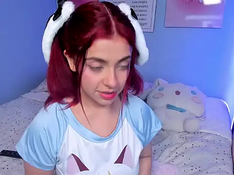 KathiaSaenz  online show from 11-08-25, 04:34