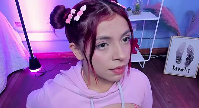 KathiaSaenz  online show from 01-09-26, 04:15