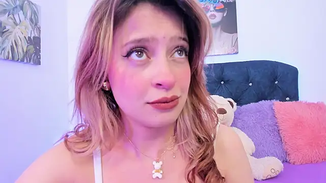 Snapshot of Kyvella_Myric chatting on 10-20-25, 10:54 Kyvella Myric online show from 10-20-25, 10:54