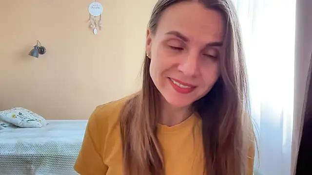 AnnieLove7722 online show from 05-06-26, 07:46