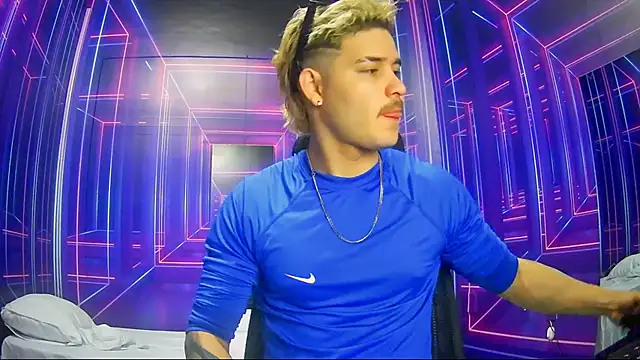 AlexPiersss online show from 09-30-25, 07:19