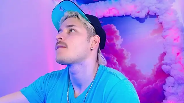 AlexPiersss online show from 11-06-25, 07:04