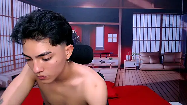 Snapshot of RomeoMillerr chatting on 10-18-25, 07:14 RomeoMillerr online show from 10-18-25, 07:14