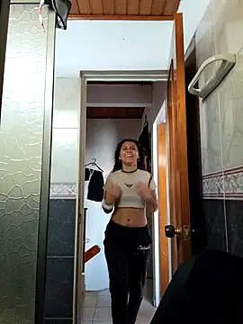 Snapshot of _TOMOE chatting on 10-26-25, 09:21 TOMOE online show from 10-26-25, 09:21