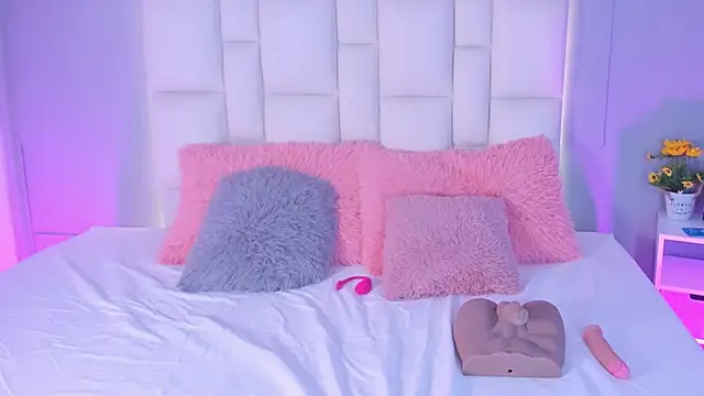 Athenea  fox online show from 11-25-25, 11:32