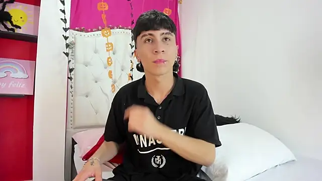 XaanderGrey online show from 10-05-25, 08:18