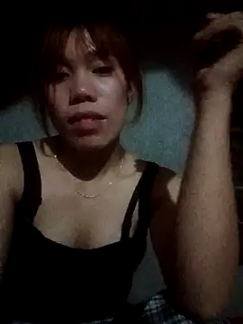 Snapshot of nhinhi-sexy chatting on 10-03-25, 02:25 nhinhi-sexy online show from 10-03-25, 02:25