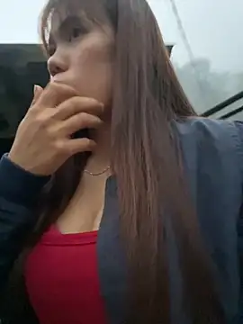 Snapshot of nhinhi-sexy chatting on 11-10-25, 10:25 nhinhi-sexy online show from 11-10-25, 10:25