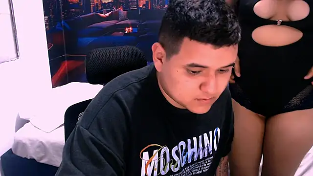 Charly and laura online show from 10-23-25, 07:12