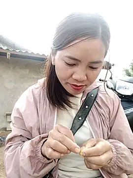 Snapshot of lmc-zz chatting on 02-26-26, 02:21 lmc-zz online show from 02-26-26, 02:21