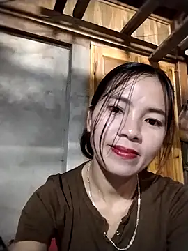 Snapshot of lmc-zz chatting on 04-10-26, 12:49 lmc-zz online show from 04-10-26, 12:49