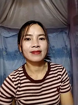 Snapshot of lmc-zz chatting on 04-12-26, 01:05 lmc-zz online show from 04-12-26, 01:05