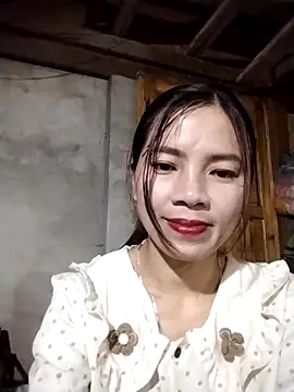 Snapshot of lmc-zz chatting on 04-13-26, 01:27 lmc-zz online show from 04-13-26, 01:27