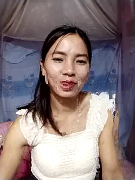 Snapshot of lmc-zz chatting on 04-19-26, 01:43 lmc-zz online show from 04-19-26, 01:43