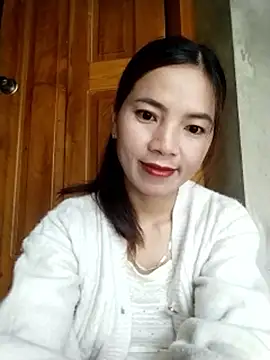Snapshot of lmc-zz chatting on 04-23-26, 12:56 lmc-zz online show from 04-23-26, 12:56