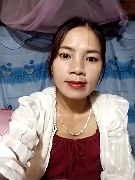 Snapshot of lmc-zz chatting on 05-13-26, 12:46 lmc-zz online show from 05-13-26, 12:46