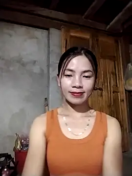 Snapshot of lmc-zz chatting on 05-14-26, 01:07 lmc-zz online show from 05-14-26, 01:07