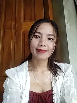 Snapshot of lmc-zz chatting on 05-18-26, 04:40 lmc-zz online show from 05-18-26, 04:40