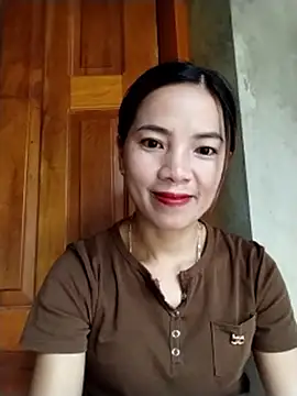 Snapshot of lmc-zz chatting on 06-15-26, 12:46 lmc-zz online show from 06-15-26, 12:46