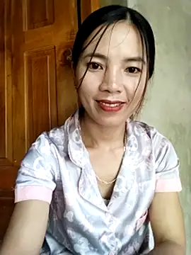 Snapshot of lmc-zz chatting on 06-25-26, 01:16 lmc-zz online show from 06-25-26, 01:16