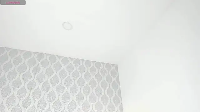 Snapshot of kendallspears_1 chatting on 11-05-25, 03:39 kendallspears 1 online show from 11-05-25, 03:39