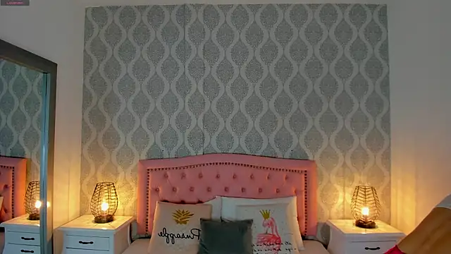 Snapshot of kendallspears_1 chatting on 11-06-25, 03:40 kendallspears 1 online show from 11-06-25, 03:40