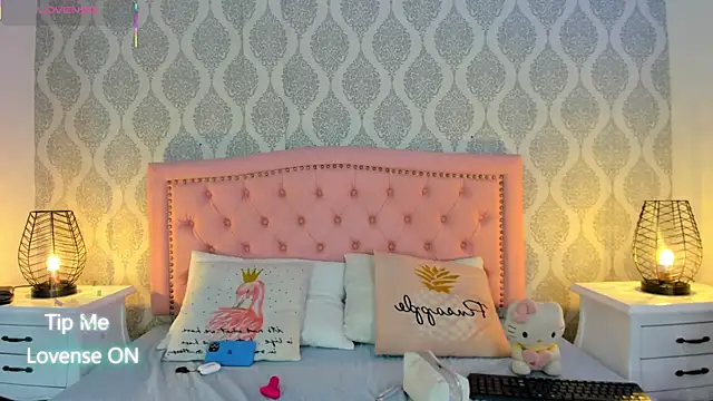 Snapshot of kendallspears_1 chatting on 11-11-25, 03:50 kendallspears 1 online show from 11-11-25, 03:50