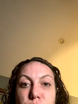 Snapshot of sexybriiiixoxo chatting on 12-14-25, 02:17 sexybriiiixoxo online show from 12-14-25, 02:17