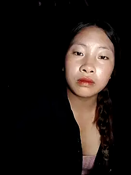 ly-xinh01 online show from 09-30-25, 05:01