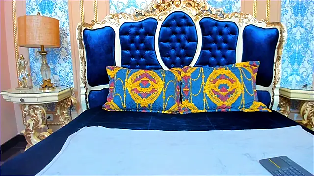 JulietaSinclair online show from 10-18-25, 10:10