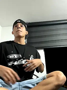 Adam Loveee online show from 10-24-25, 05:26