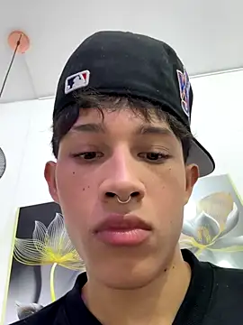 Adam Loveee online show from 11-04-25, 11:37