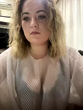 AliseShyness online show from 10-06-25, 08:45