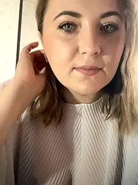 AliseShyness online show from 10-11-25, 07:40