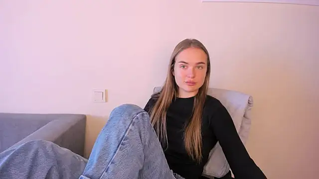 LilMary  online show from 10-29-25, 07:21