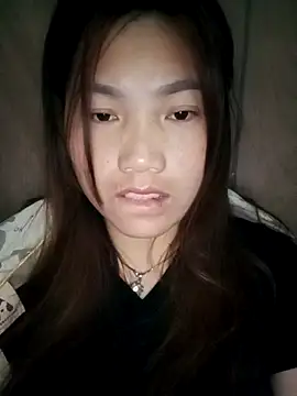 min-xinh online show from 10-28-25, 08:00