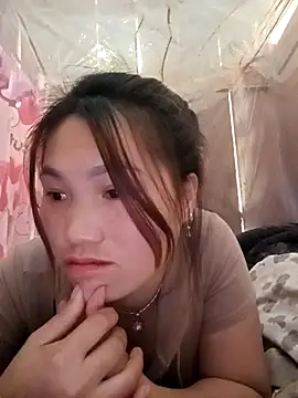 min-xinh online show from 11-15-25, 06:33