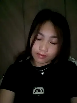 min-xinh online show from 11-16-25, 08:36