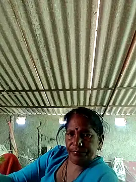 Snapshot of Rs_sonam chatting on 10-11-25, 07:18 Rs sonam online show from 10-11-25, 07:18