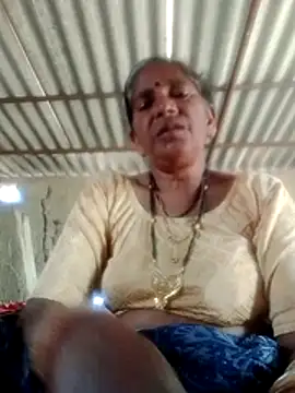 Snapshot of Rs_sonam chatting on 11-08-25, 06:24 Rs sonam online show from 11-08-25, 06:24