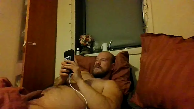 Snapshot of Real_viking chatting on 11-14-25, 03:44 Real viking online show from 11-14-25, 03:44