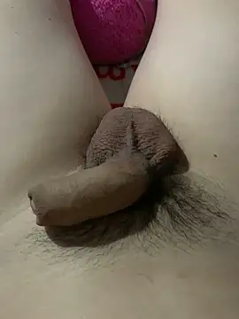 Snapshot of Tonyy55743 chatting on 02-18-26, 12:06 Tonyy55743 online show from 02-18-26, 12:06