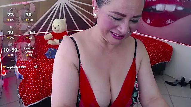 SapphireMist online show from 12-17-25, 02:34