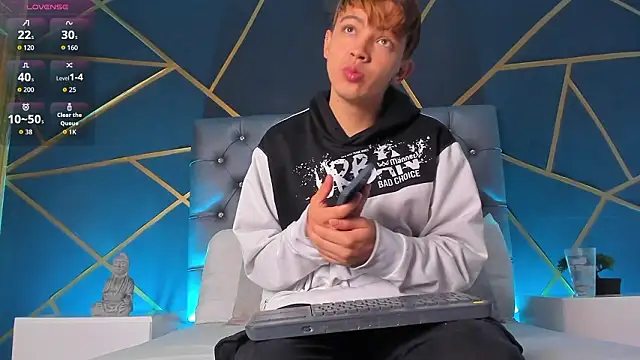 Lian Miller1  online show from 02-24-26, 12:14