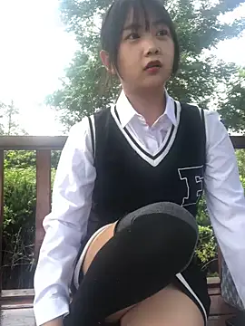 Snapshot of tiantian-26 chatting on 09-28-25, 02:50 tiantian-26 online show from 09-28-25, 02:50